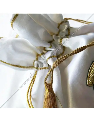 SAC002-white-propositions-masonic-bags-hand-mades-expert-symbols-eye-crossed-sword-rule-fm-tools-lodges