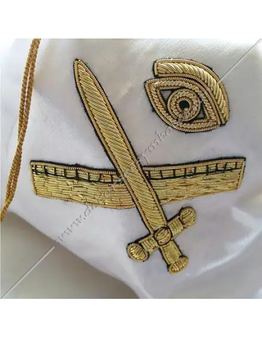 SAC002-white-propositions-masonic-bags-hand-mades-expert-symbols-eye-crossed-sword-rule-tools-fm-lodges