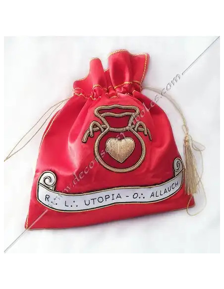 SAC003-sacs-troncs-bourses-masonniques-rouges-veuves-bienfaisance-symboles-hospitaliers-coeurs-outils-loges-fm
