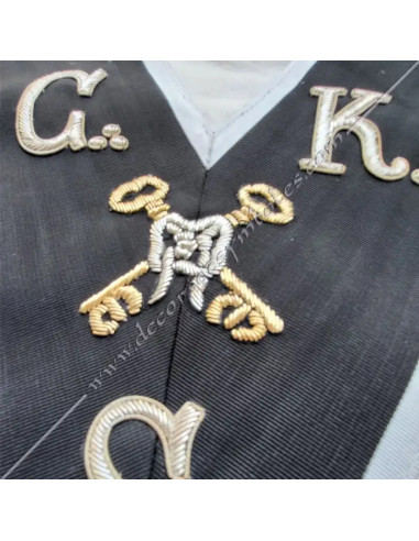 HRA034-officers-aasr-30th-degrees-knights-kadoschs-kaddoshs-aeropagi-decorations-cks-collars-sashes-fm-shops