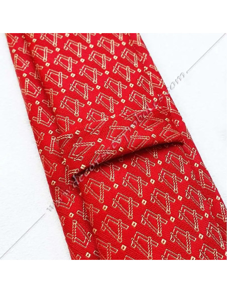 CVT030-equerres-compas-maconniques-cravates-rouges-ceremonies-loges-fm-cadeaux-accessoires-tenues