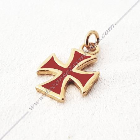 FGK540- pendentif croix templière, bijou maconnique or émaillé rouge. Décors et cadeaux de franc maconnerie