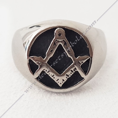 BFM060- chevaliere-bague-maconnique-acier-equerre-compas-bijoux-loges cadeaux-franc-maconnerie-rites-FM