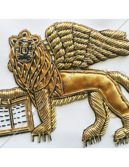 TRM469P-venise-tabliers-venerables-maconniques-maitres-memphis-lion-fm-franges-or-pendeloques-taus-pampilles