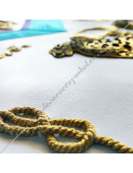 TRM432P-venice-lions-spotted-squares-compasses-aprons-memphis-masonic-egyptians-fm-horus-isis-tools