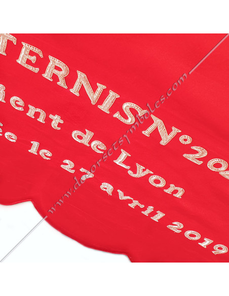 BAN010-masonic-banner-peronnalized-red-white-masonry-decorations-symbols-signs-fm-hand-edged