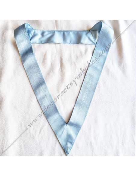 VRFM031C-collerettes-sautoirs-cordons-bijoux-vmi-maitres-installes-francais-moderne-bleu-ciel-loges-decors-fm